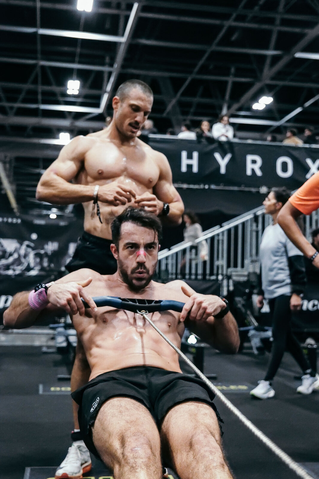 Row en compétition Hyrox Paris